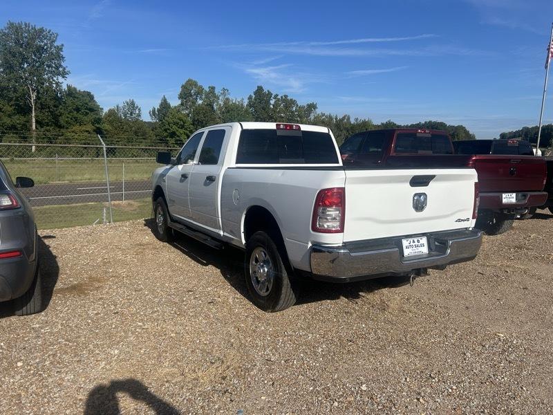 RAM 2500 Tradesman Crew Cab SWB 4WD 2022