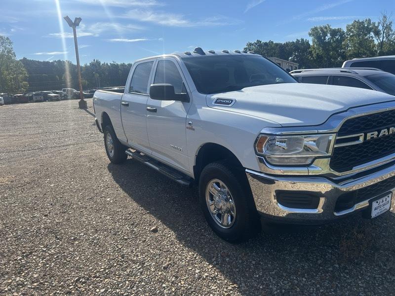 RAM 2500 Tradesman Crew Cab SWB 4WD 2022