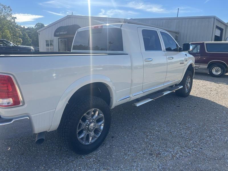 RAM 3500 4WD Mega Cab 160.5" Laramie Limited 2017