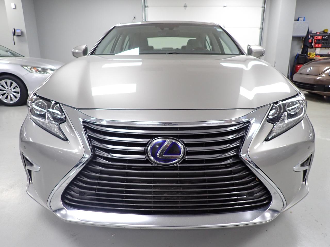 Lexus ES 300h Luxury 2017