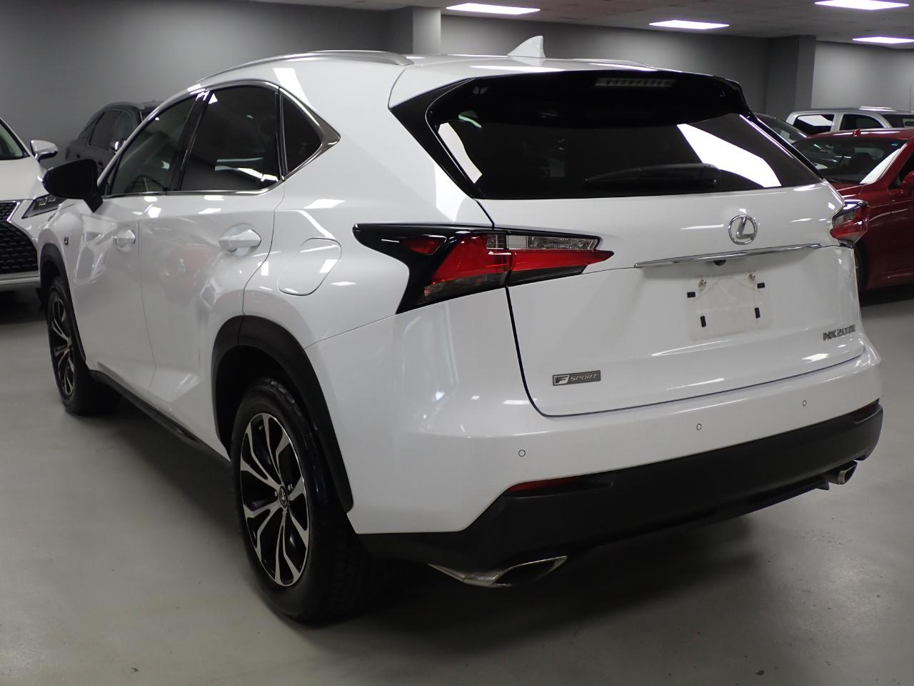 Lexus NX 200t  2017