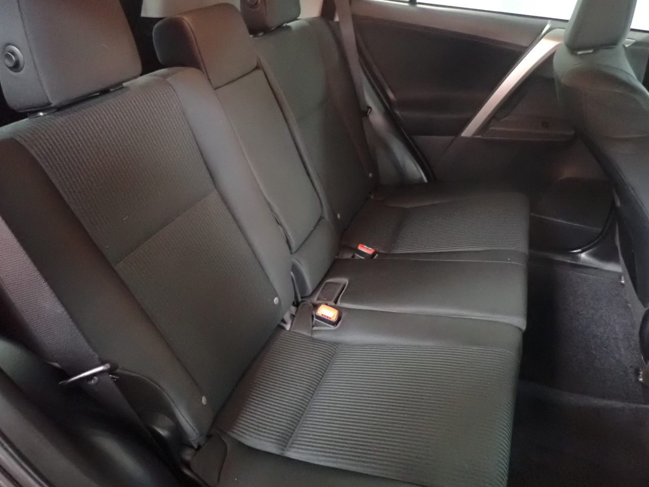Toyota RAV4 LE AWD 2014 Toyota RAV4 LE AWD 2014