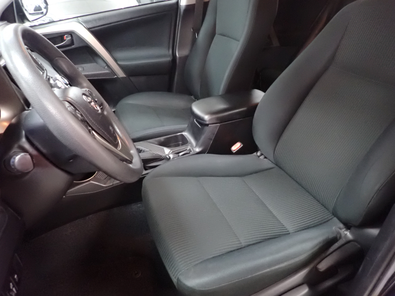 Toyota RAV4 LE AWD 2014 Toyota RAV4 LE AWD 2014