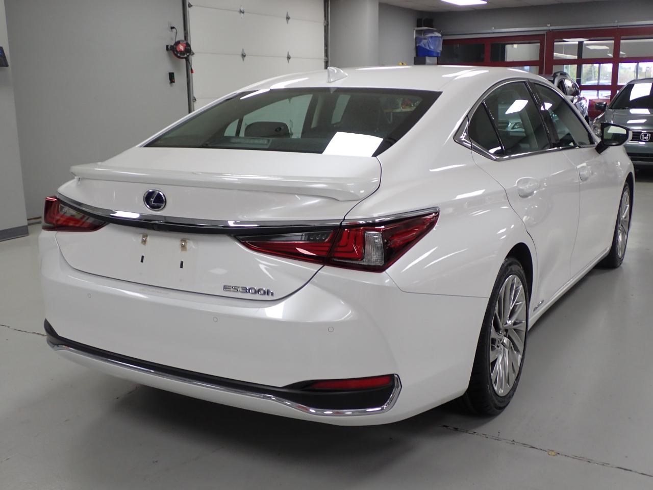 Lexus ES 300h Luxury 2021 Lexus ES 300h Luxury 2021