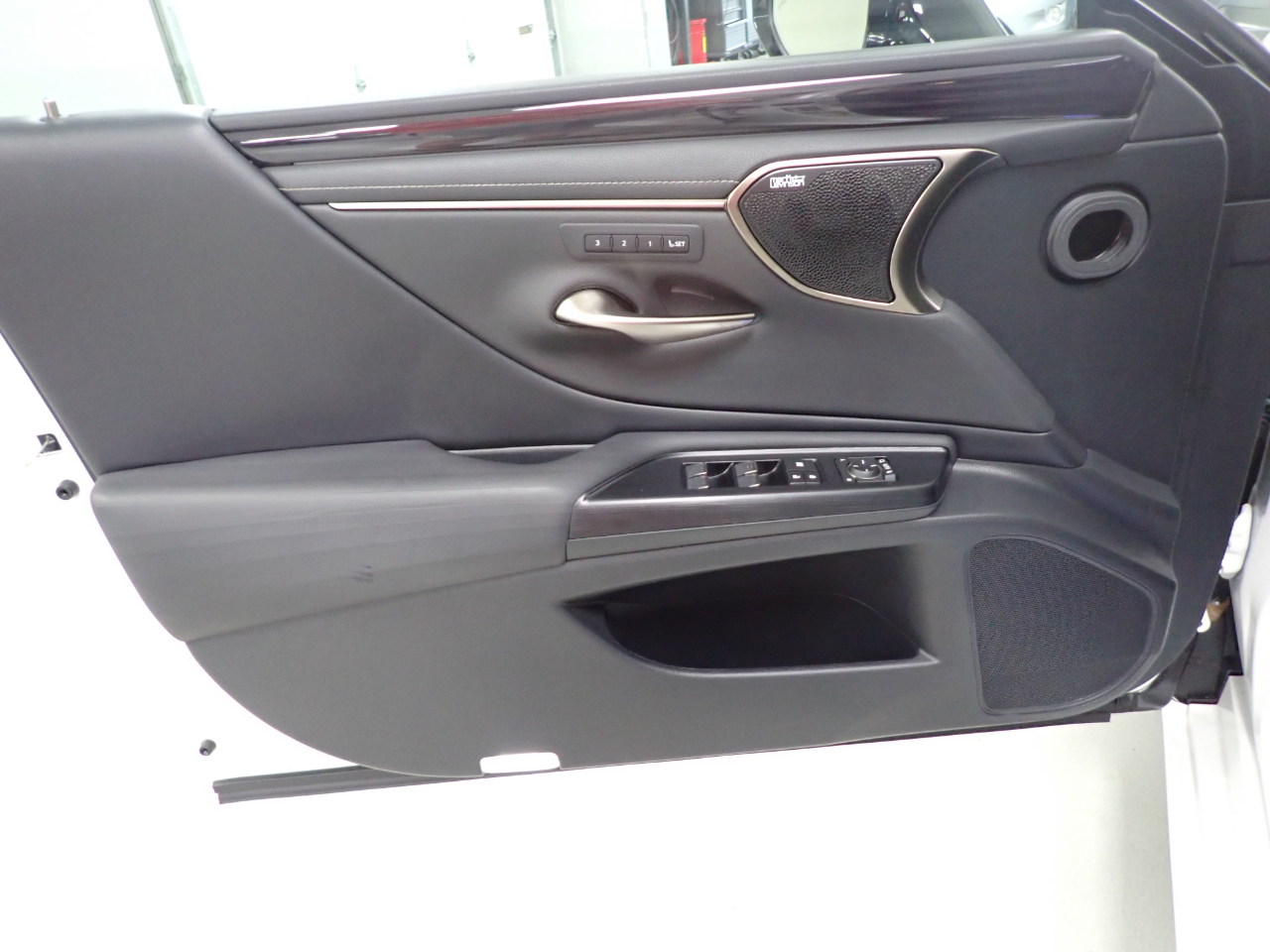 Lexus ES 300h Luxury 2021 Lexus ES 300h Luxury 2021