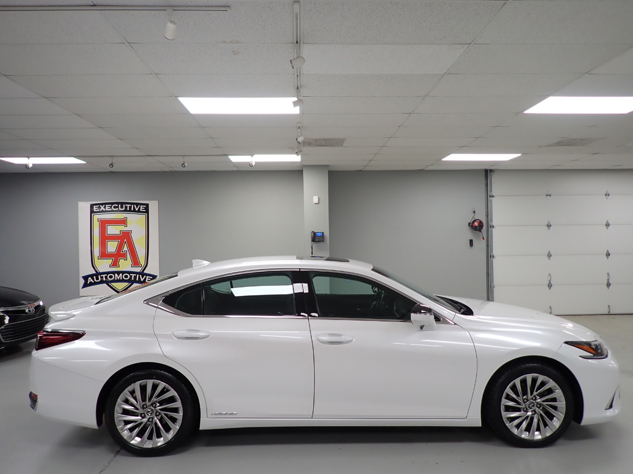 Lexus ES 300h Luxury 2021 Lexus ES 300h Luxury 2021