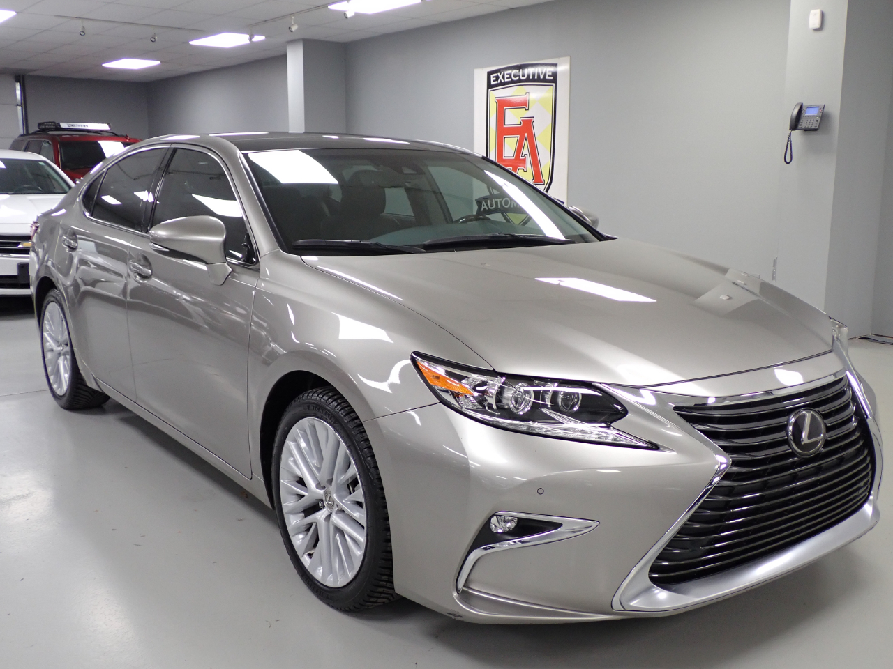 Lexus ES 350 Ultra Luxury 2016 Lexus ES 350 Ultra Luxury 2016