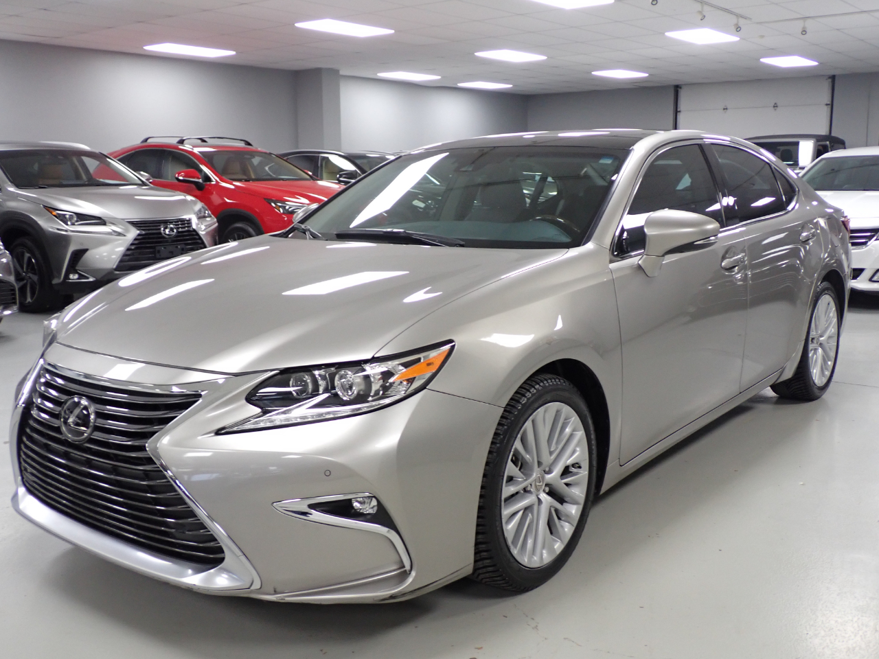Lexus ES 350 Ultra Luxury 2016 Lexus ES 350 Ultra Luxury 2016