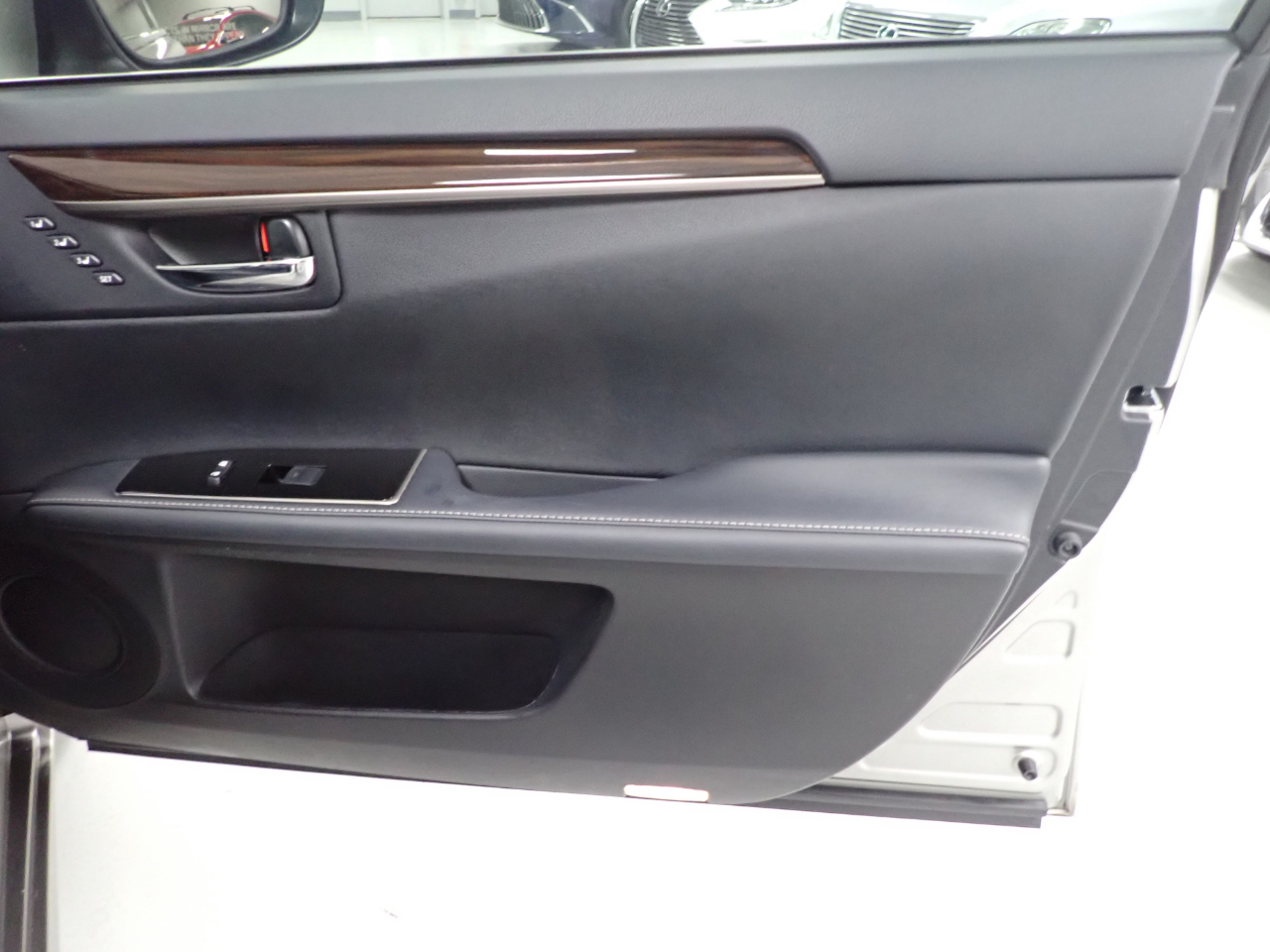 Lexus ES 350 Ultra Luxury 2016 Lexus ES 350 Ultra Luxury 2016