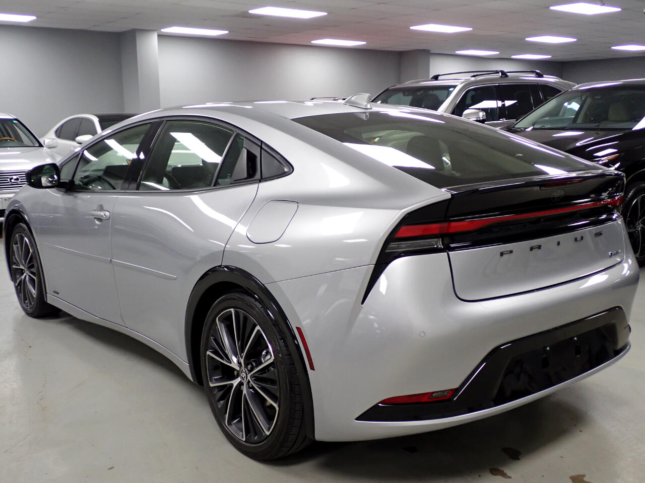 Toyota Prius XLE AWD 2024