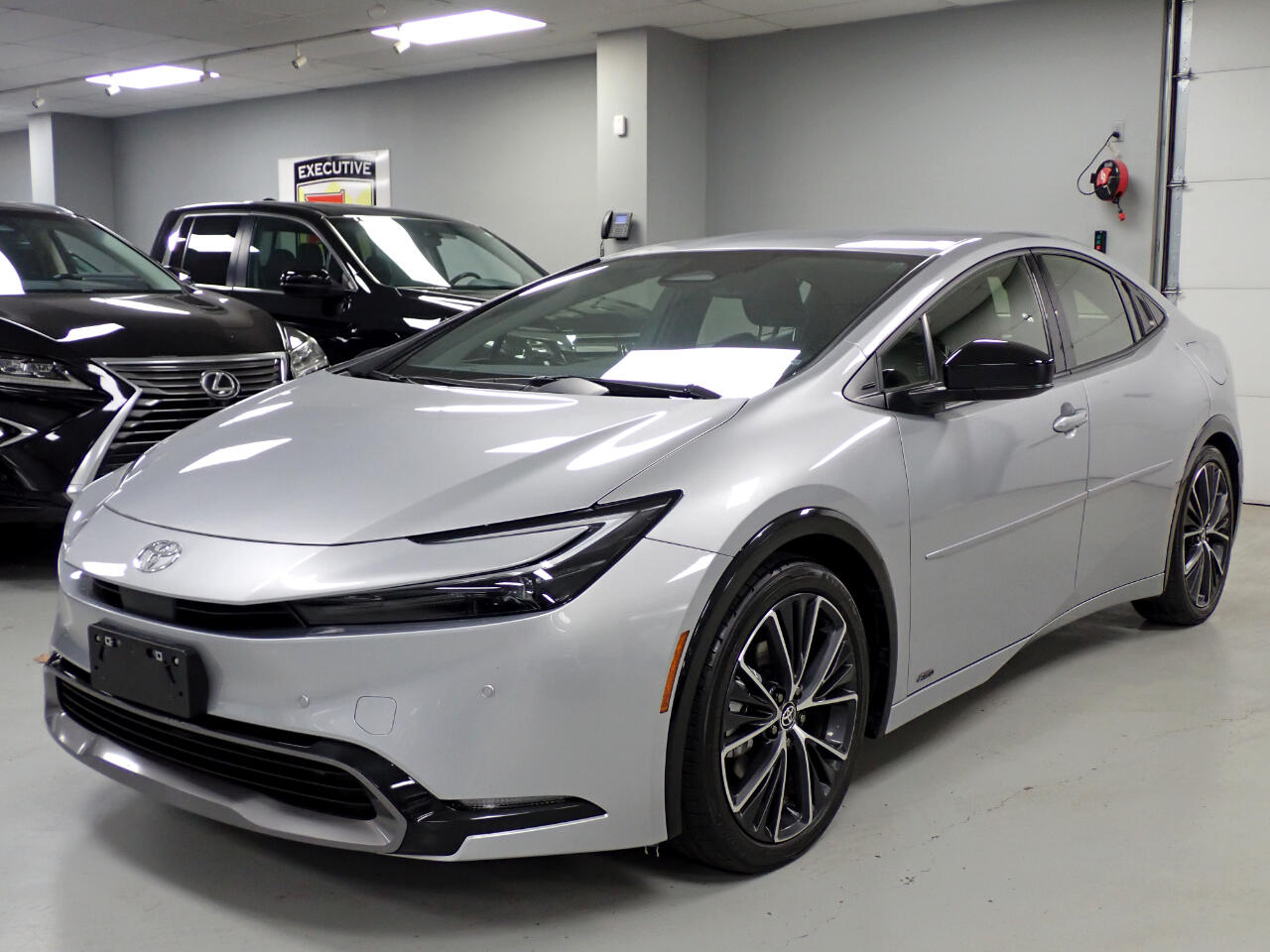 Toyota Prius XLE AWD 2024