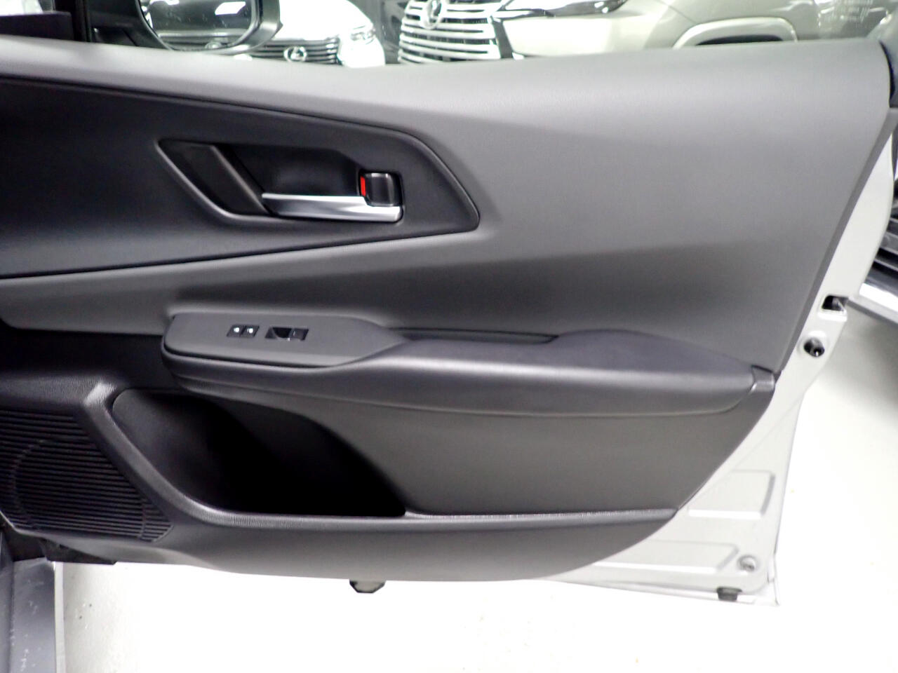 Toyota Prius XLE AWD 2024