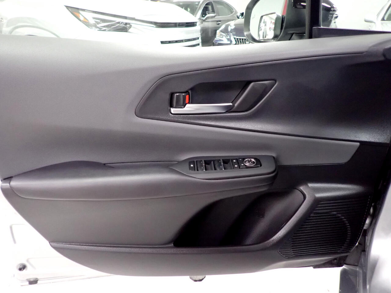 Toyota Prius XLE AWD 2024