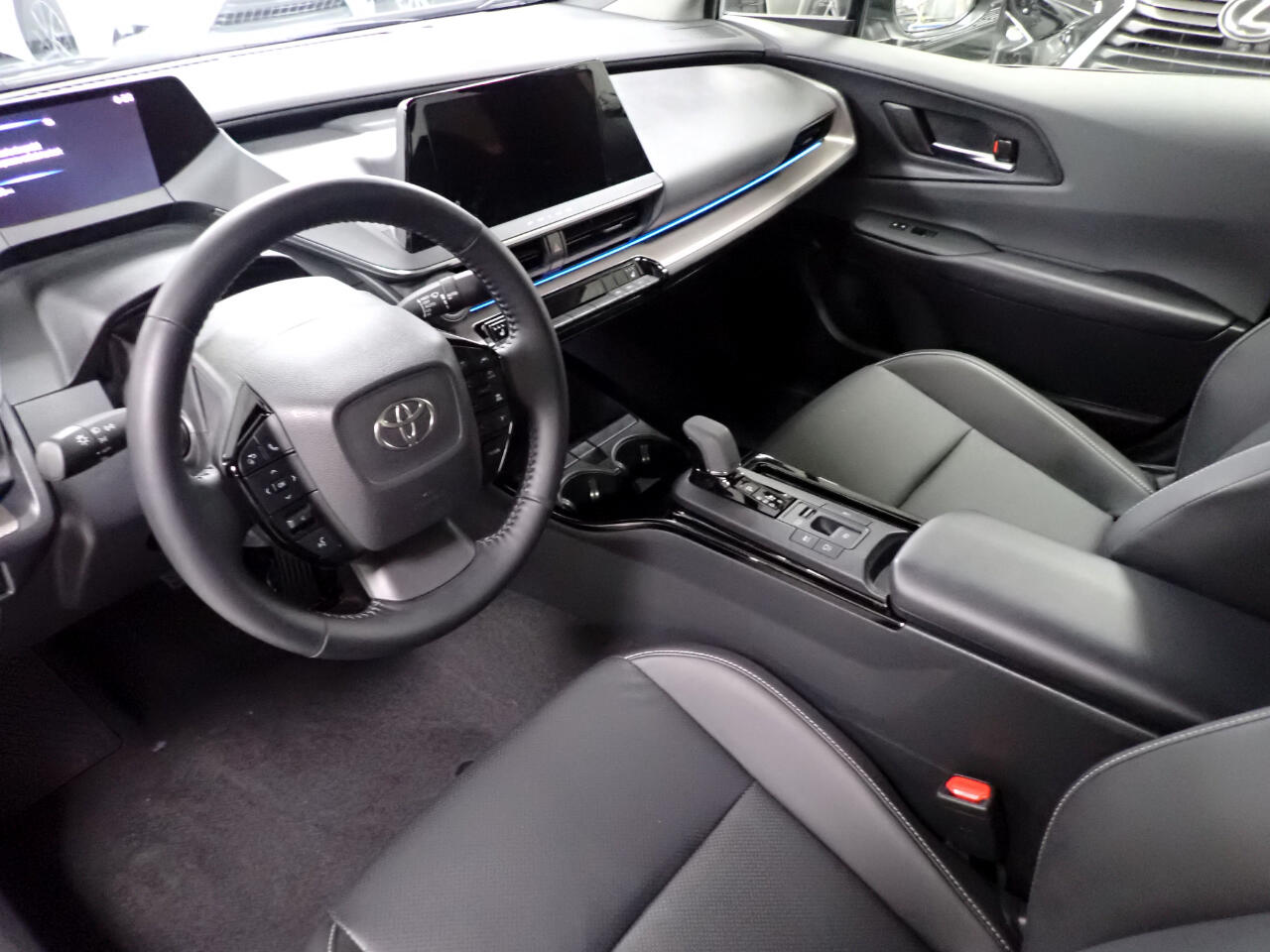 Toyota Prius XLE AWD 2024
