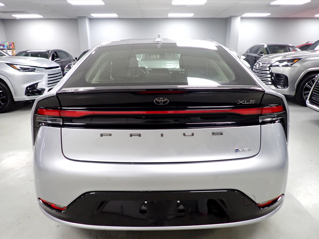 Toyota Prius XLE AWD 2024