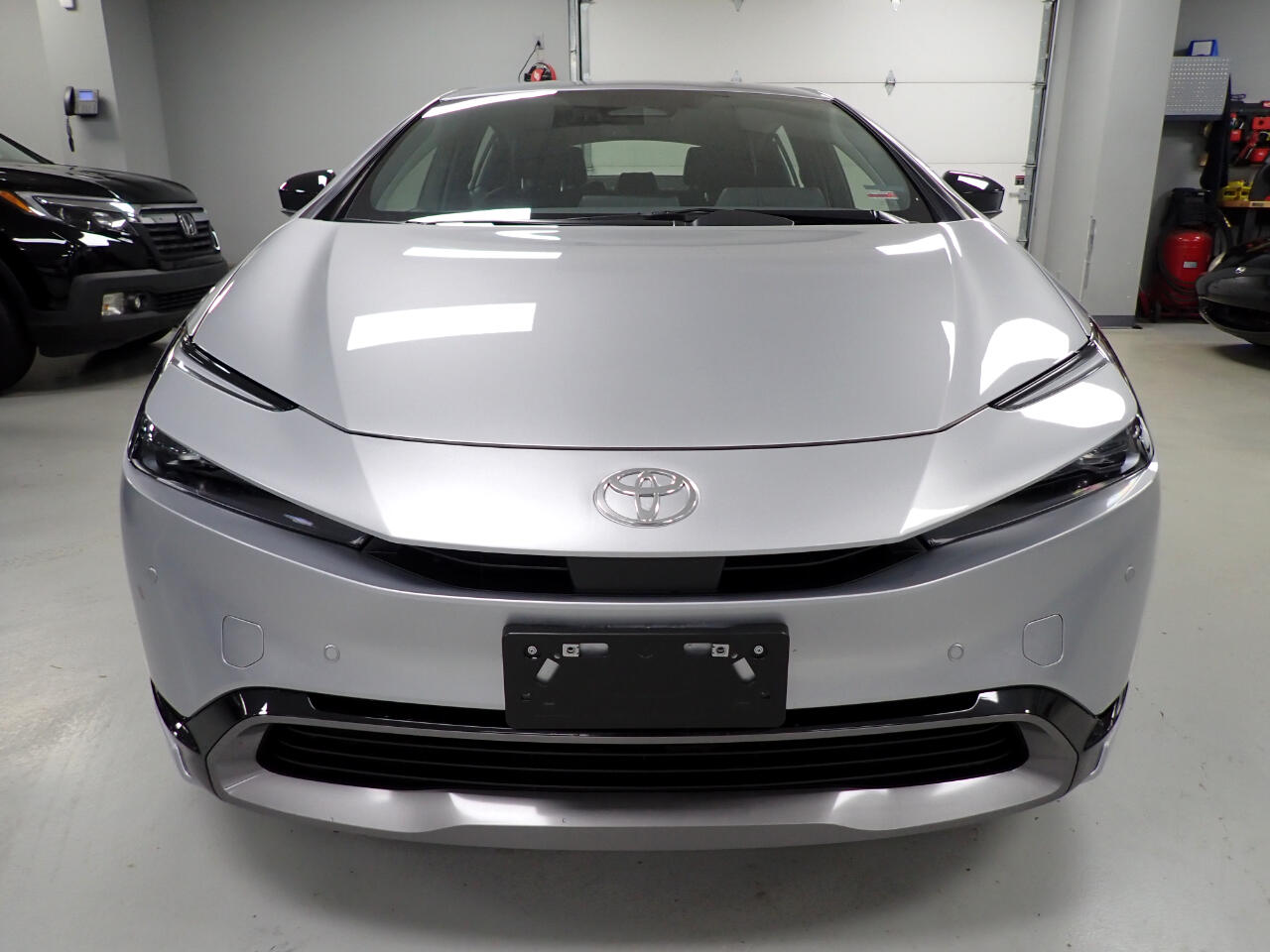 Toyota Prius XLE AWD 2024