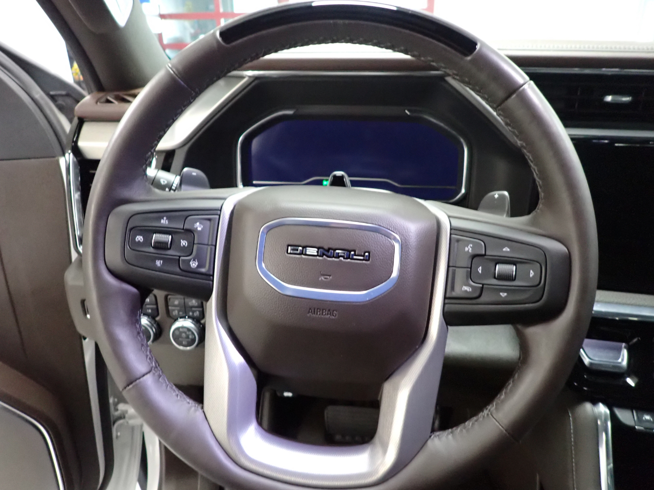 GMC Sierra 1500 Denali Crew Cab Short Box 4WD 2024