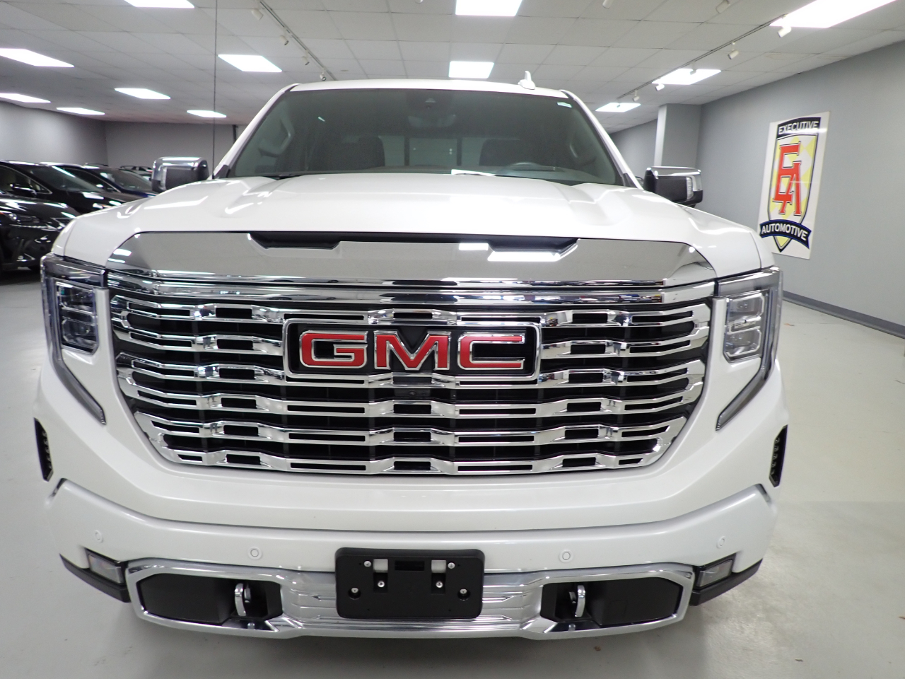 GMC Sierra 1500 Denali Crew Cab Short Box 4WD 2024