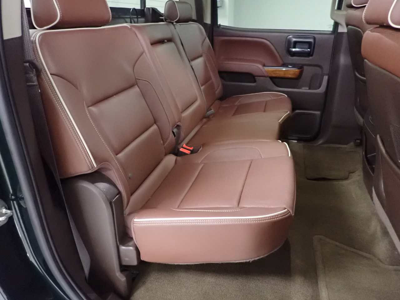 Chevrolet Silverado 1500 High Country Crew Cab 4WD 2015