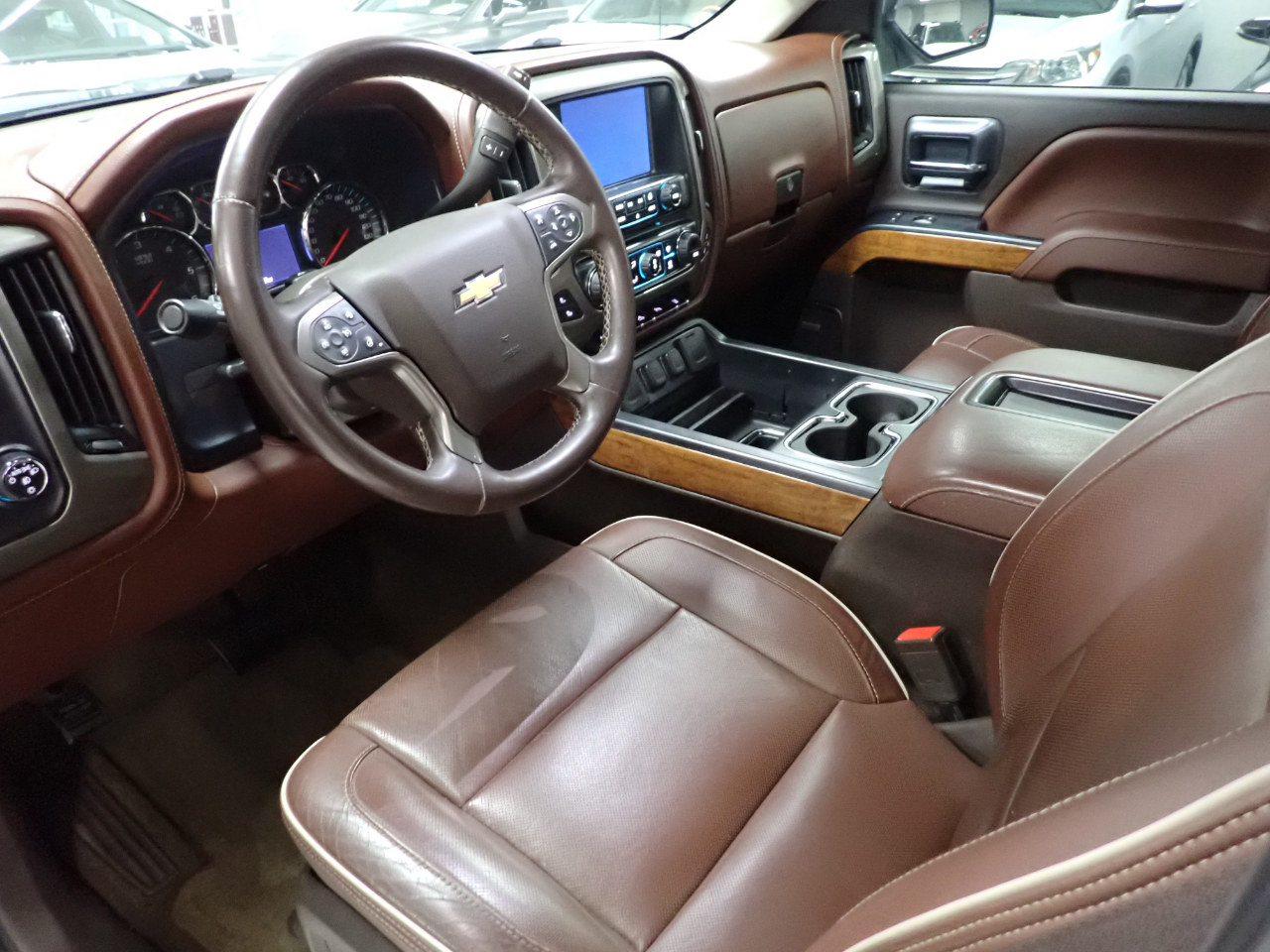 Chevrolet Silverado 1500 High Country Crew Cab 4WD 2015