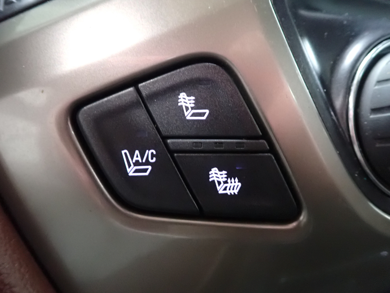 Chevrolet Silverado 1500 High Country Crew Cab 4WD 2015