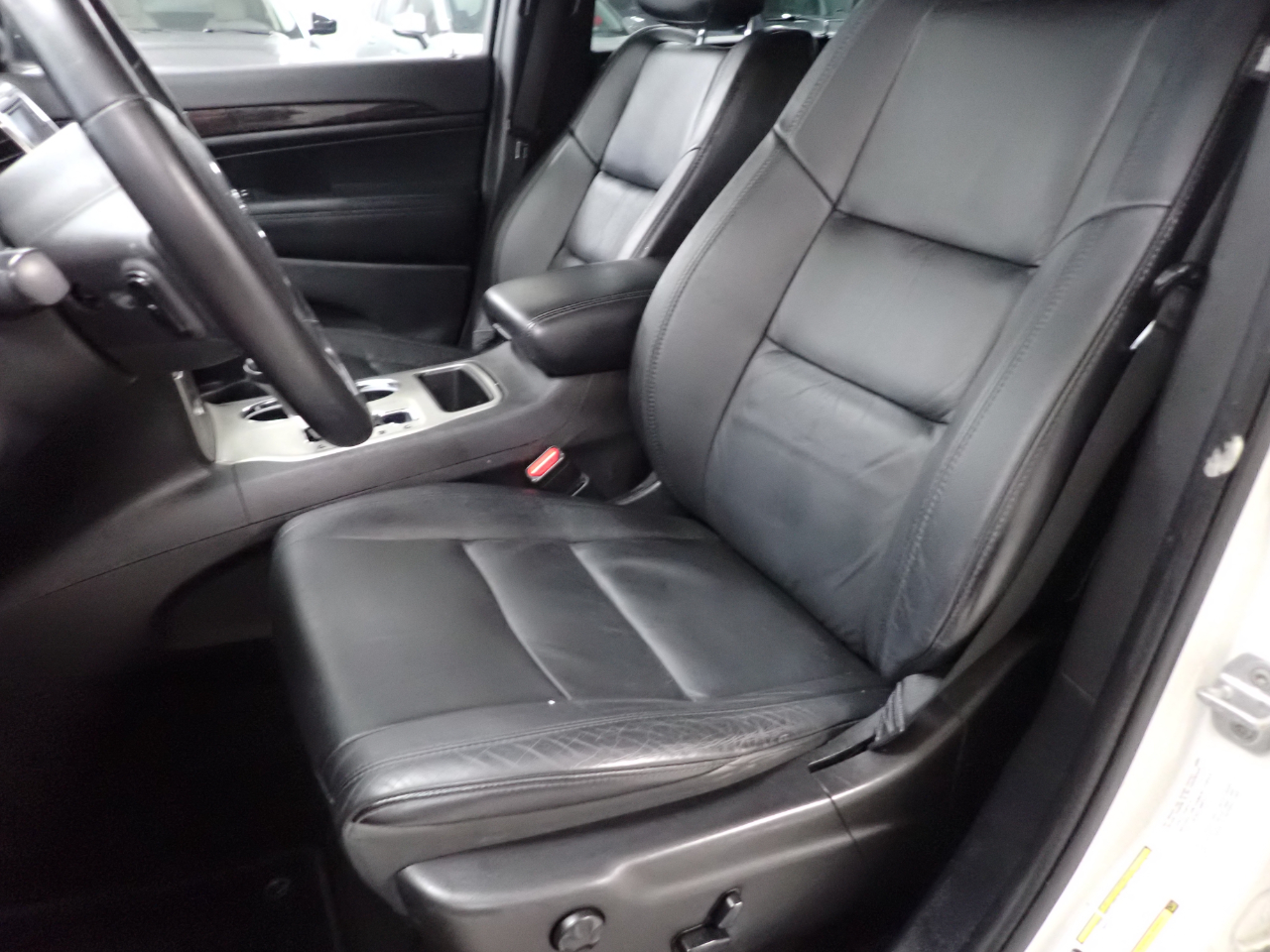 Jeep Grand Cherokee Laredo 4WD 2011