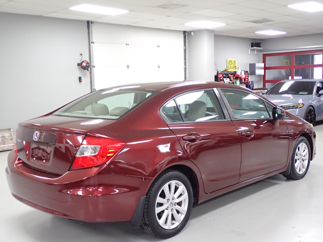 Honda Civic EX-L Sedan 5-Speed AT 2012