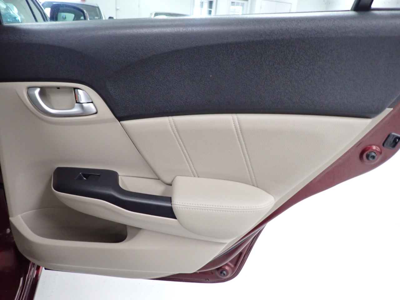 Honda Civic EX-L Sedan 5-Speed AT 2012