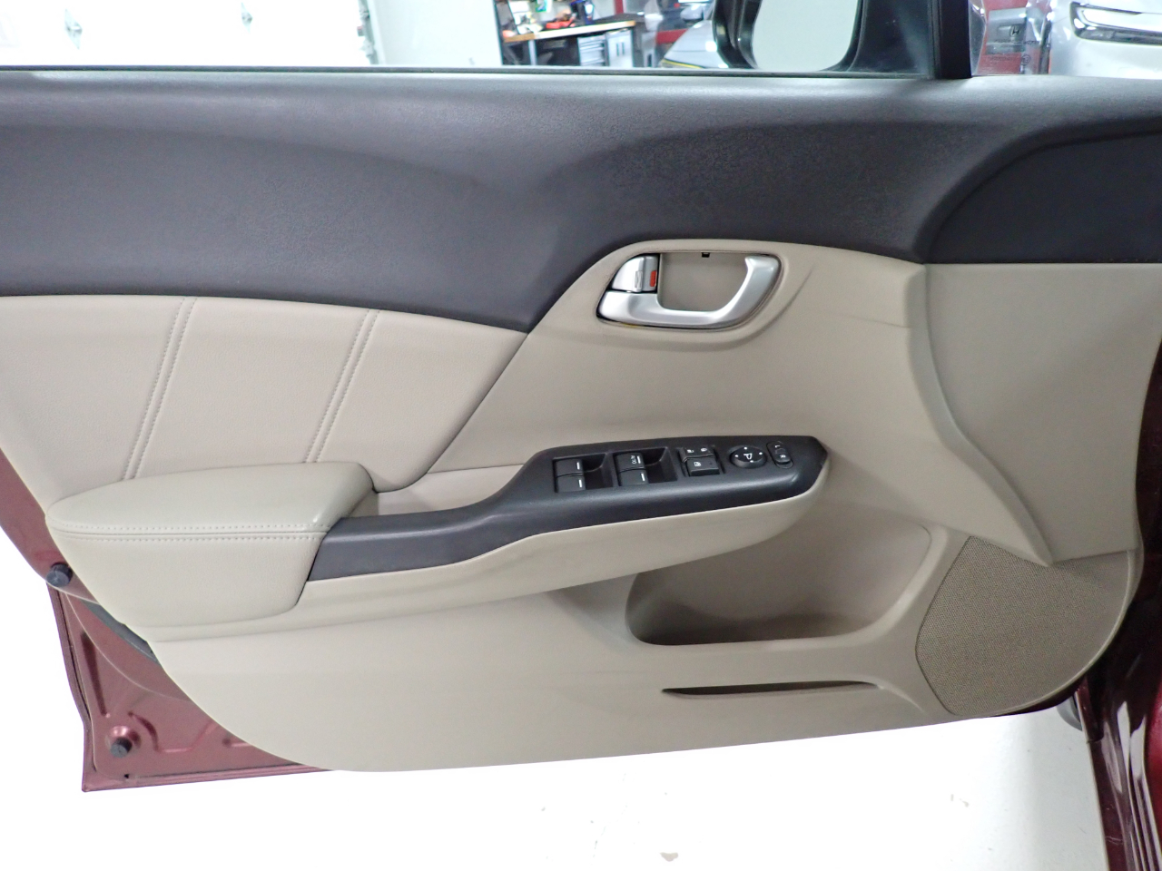 Honda Civic EX-L Sedan 5-Speed AT 2012