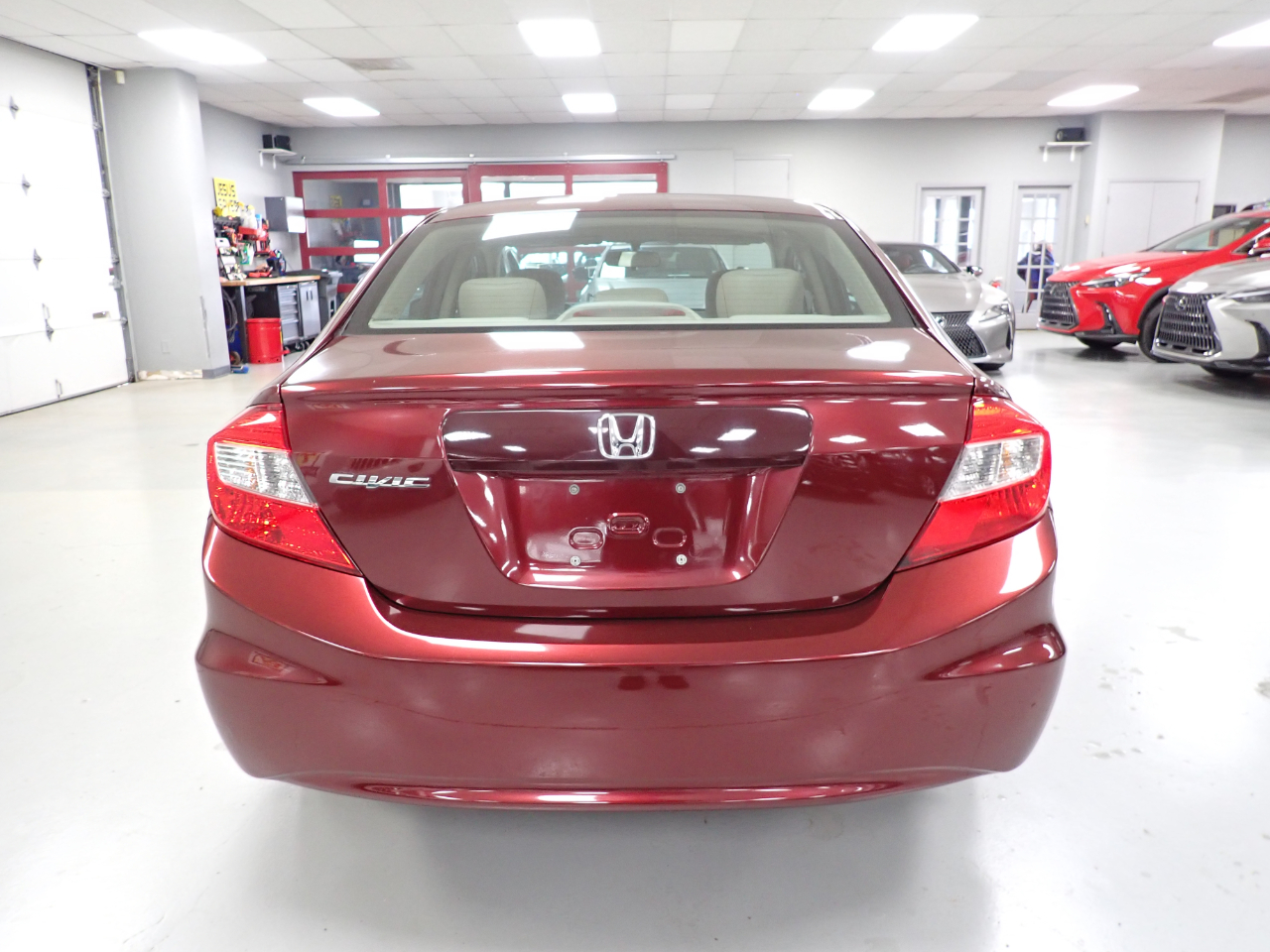 Honda Civic EX-L Sedan 5-Speed AT 2012