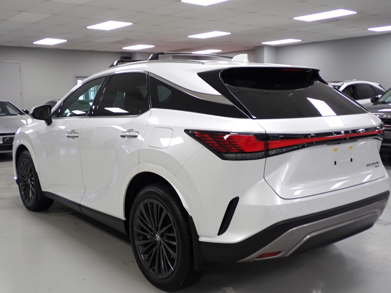 Lexus RX 350h AWD 2025