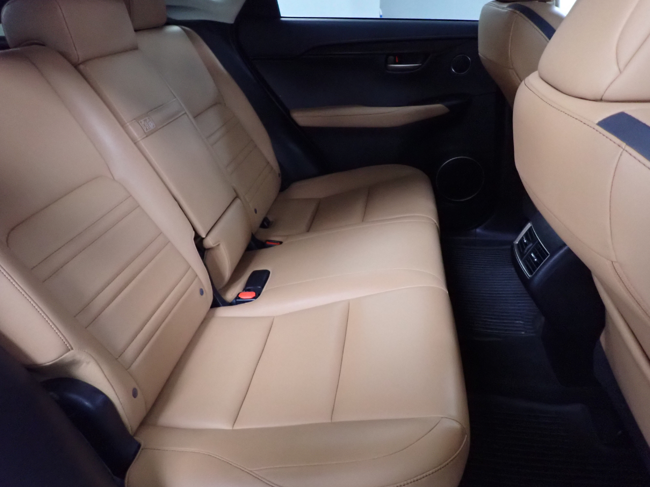 Lexus NX 200t AWD 2015