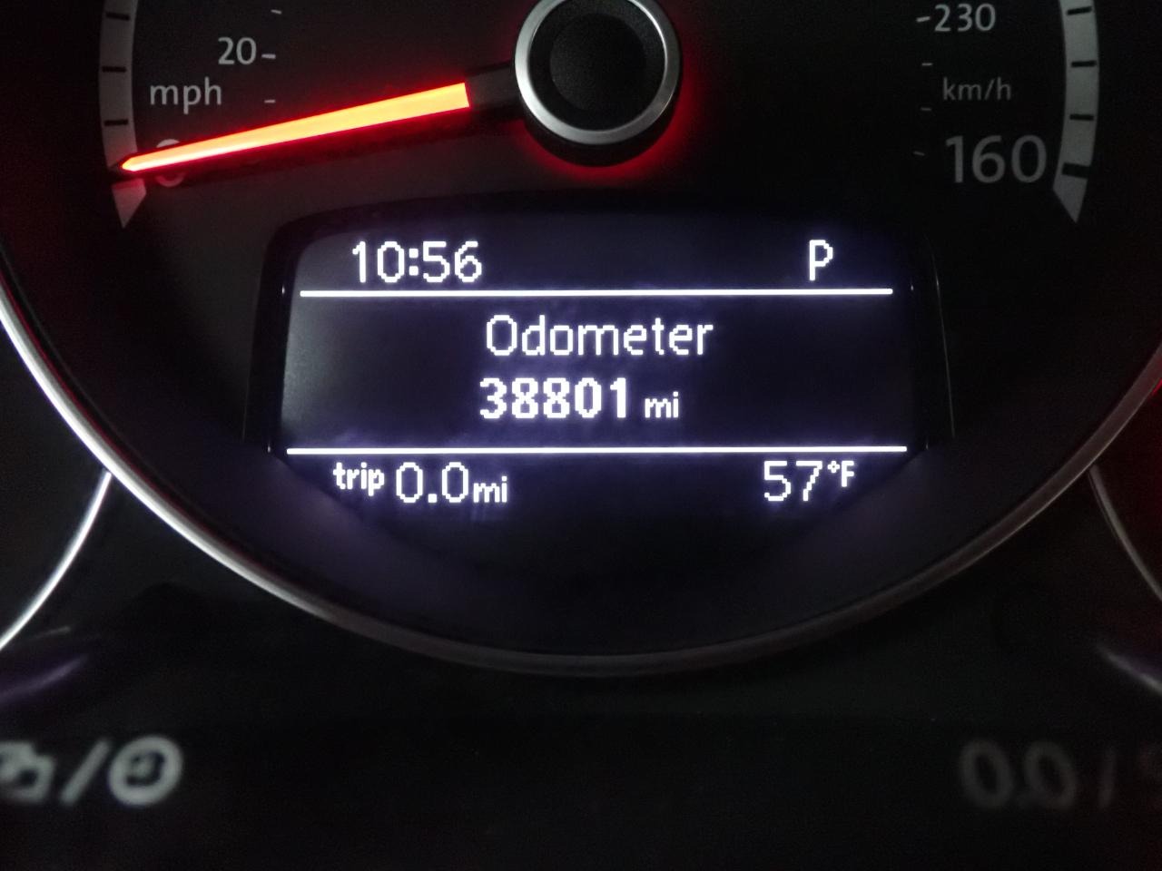 Volkswagen Beetle 2.5L Convertible 2013