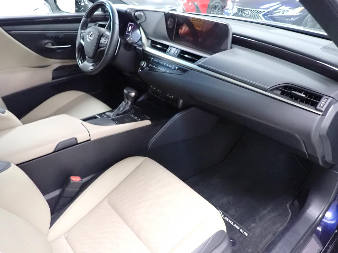 Lexus ES 350 Premium 2021