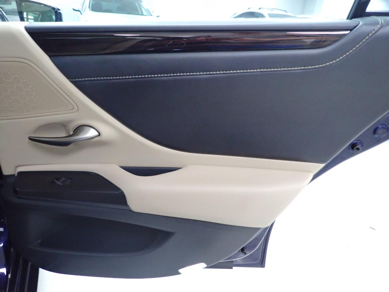 Lexus ES 350 Premium 2021