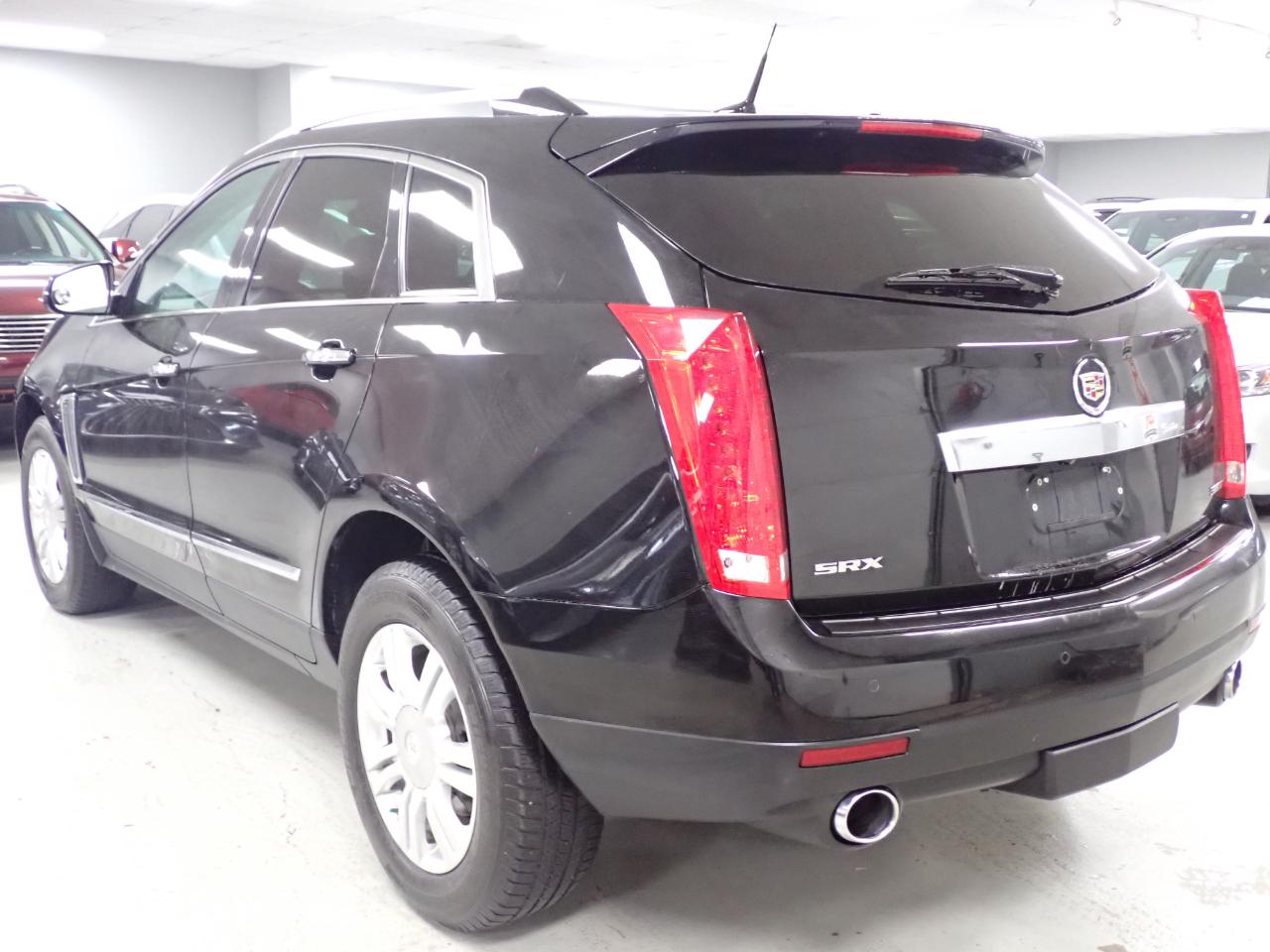 Cadillac SRX Luxury Collection FWD 2013