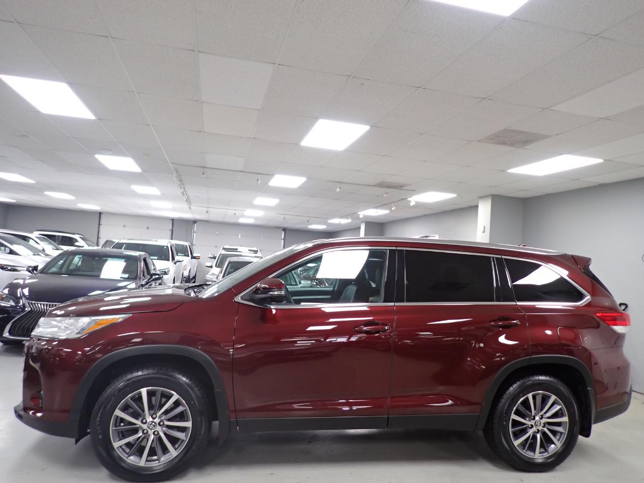 Toyota Highlander XLE AWD V6 2019