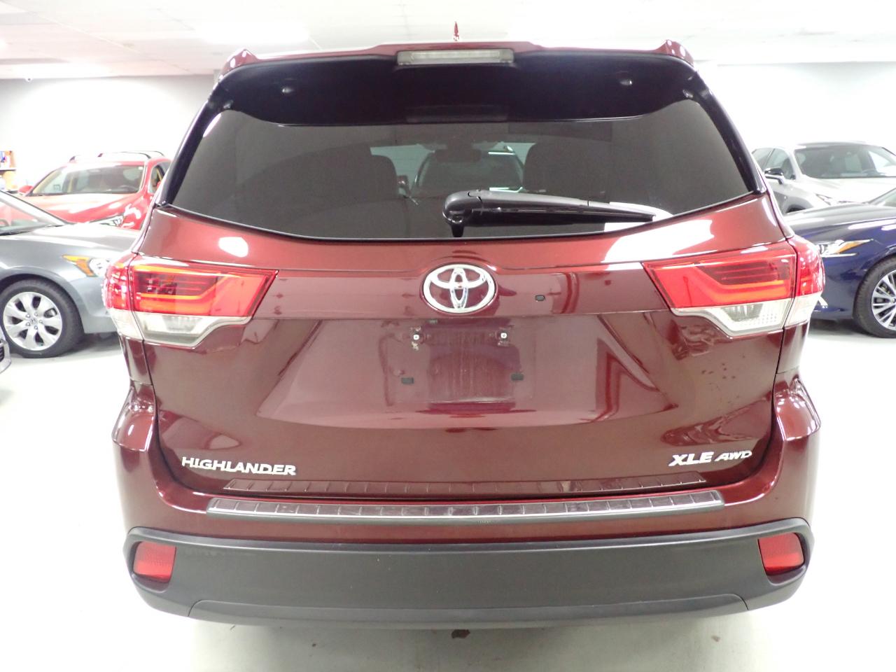 Toyota Highlander XLE AWD V6 2019