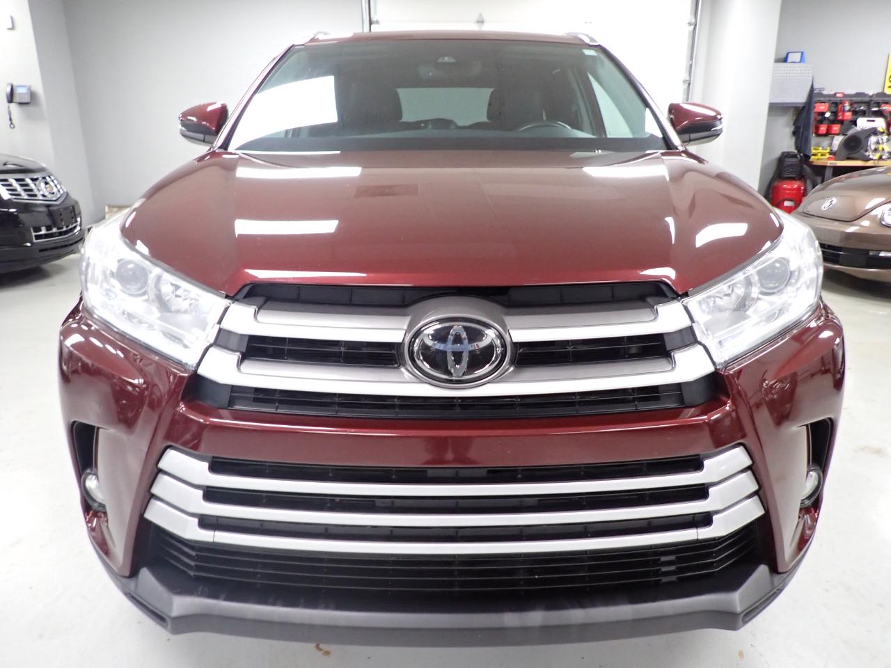 Toyota Highlander XLE AWD V6 2019
