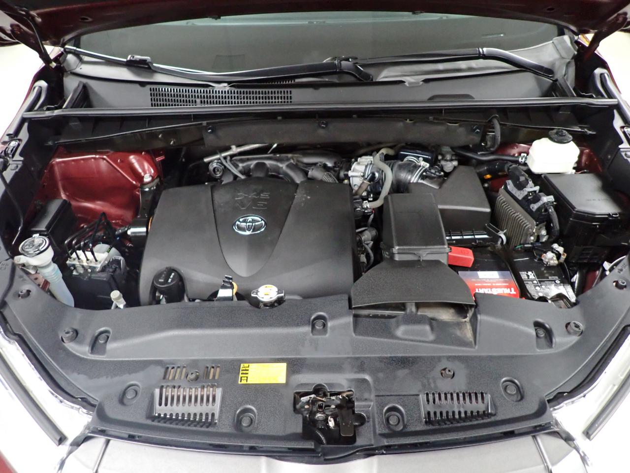 Toyota Highlander XLE AWD V6 2019