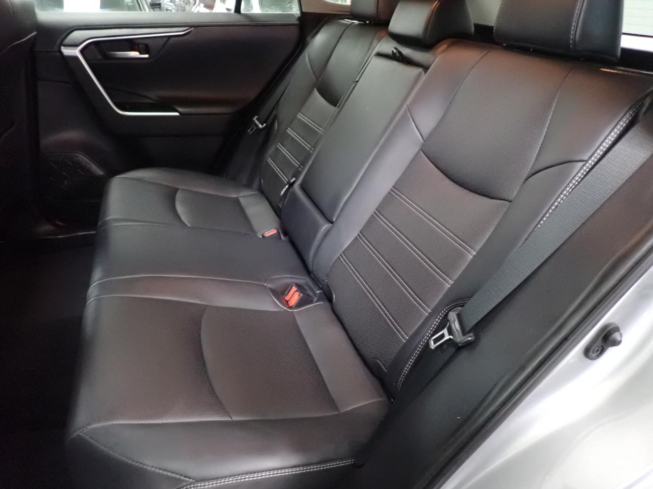 Toyota RAV4 Limited AWD 2019