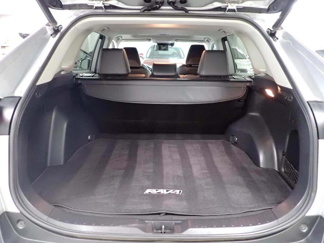 Toyota RAV4 Limited AWD 2019