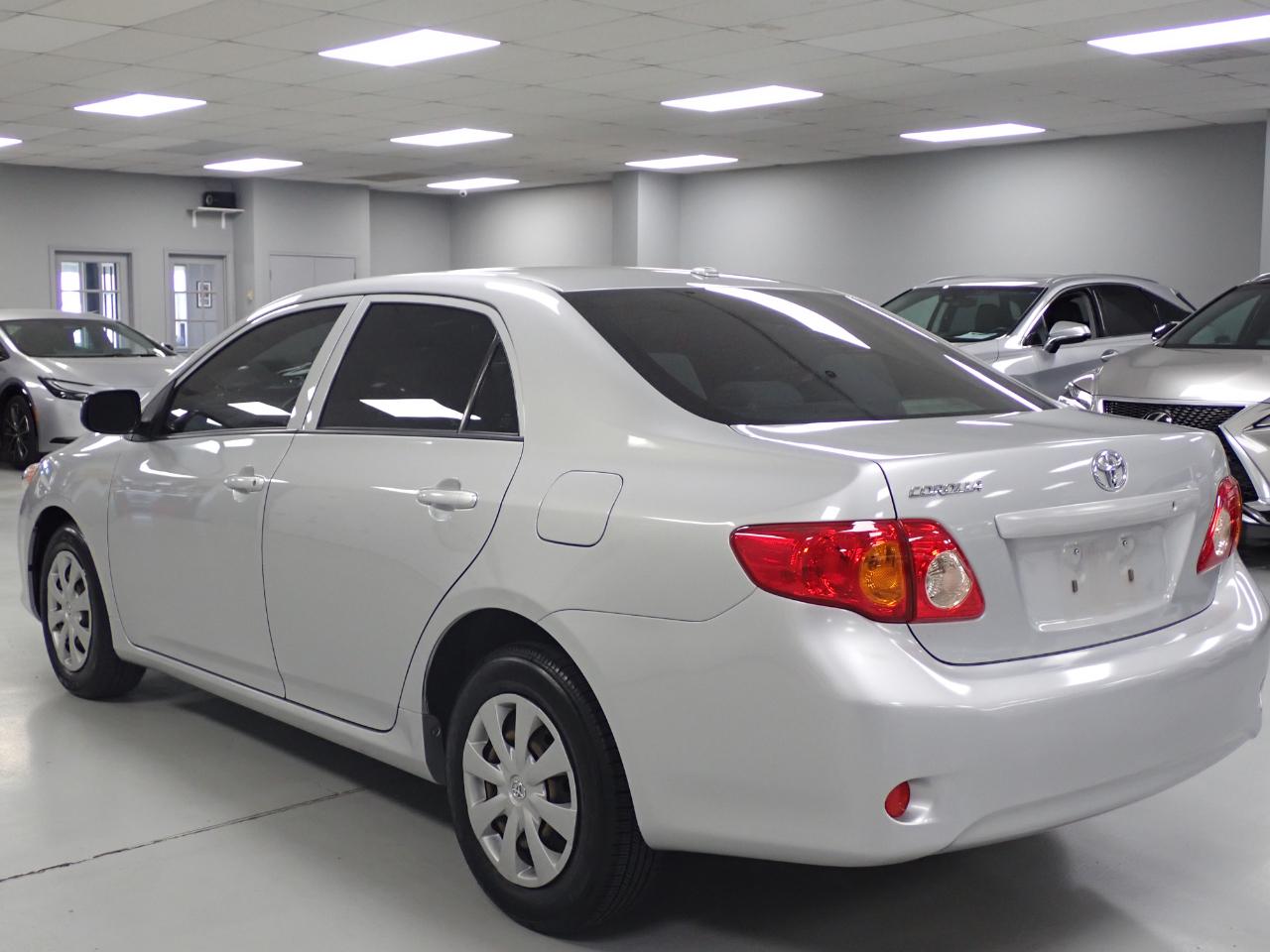Toyota Corolla  2009