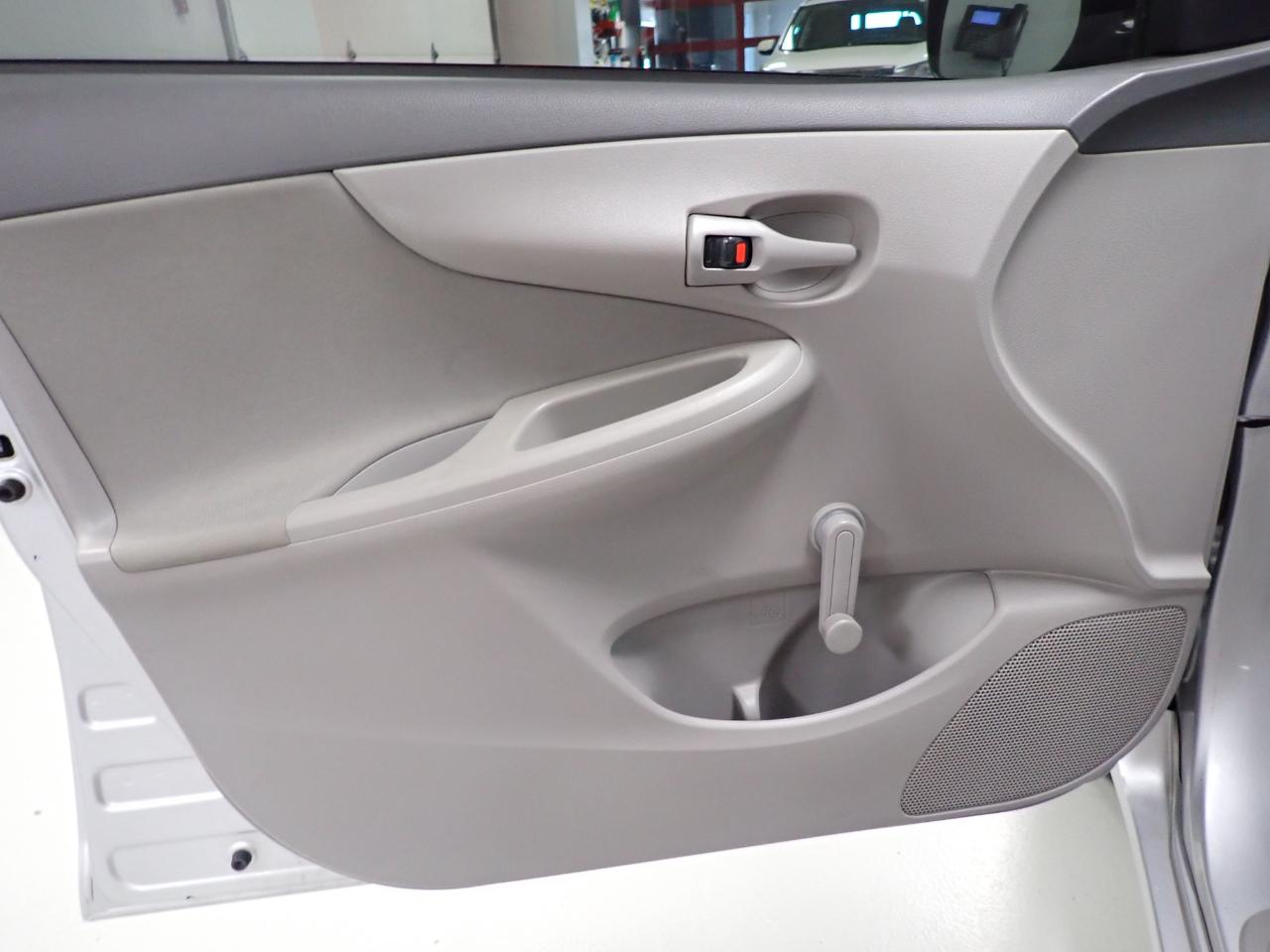 Toyota Corolla  2009