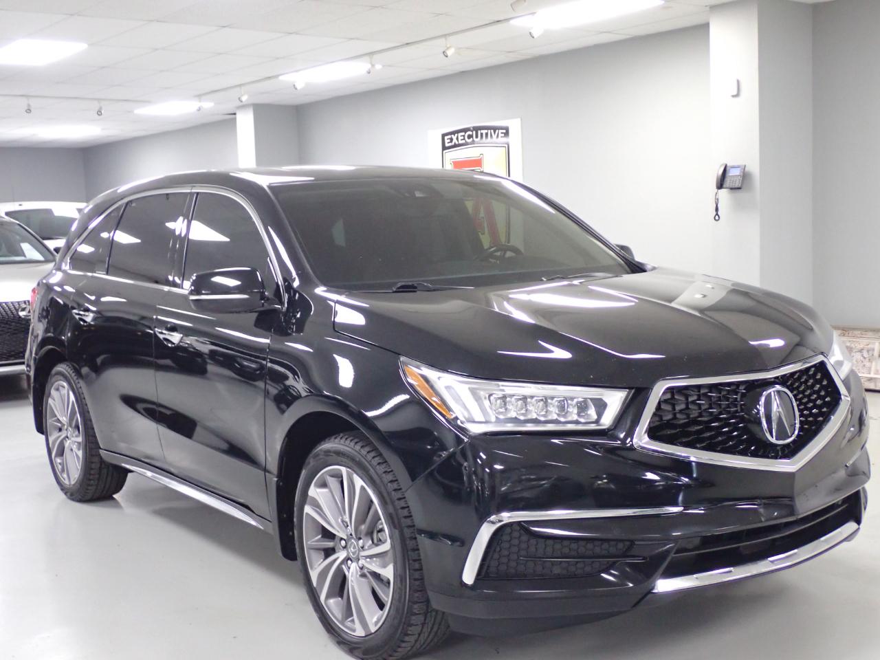 2018 Acura MDX SH-AWD 9-Spd AT w/Tech and Entertainment Package