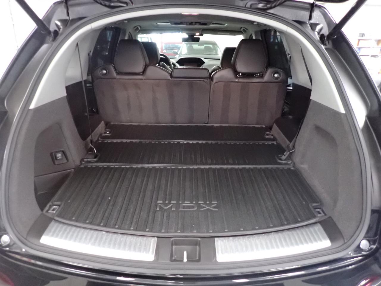 Acura MDX SH-AWD 9-Spd AT w/Tech and Entertainment Package 2018