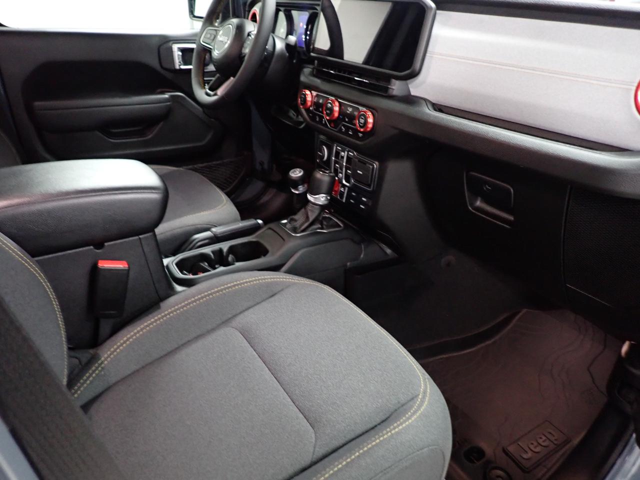 Jeep Gladiator Willys 4x4 2024