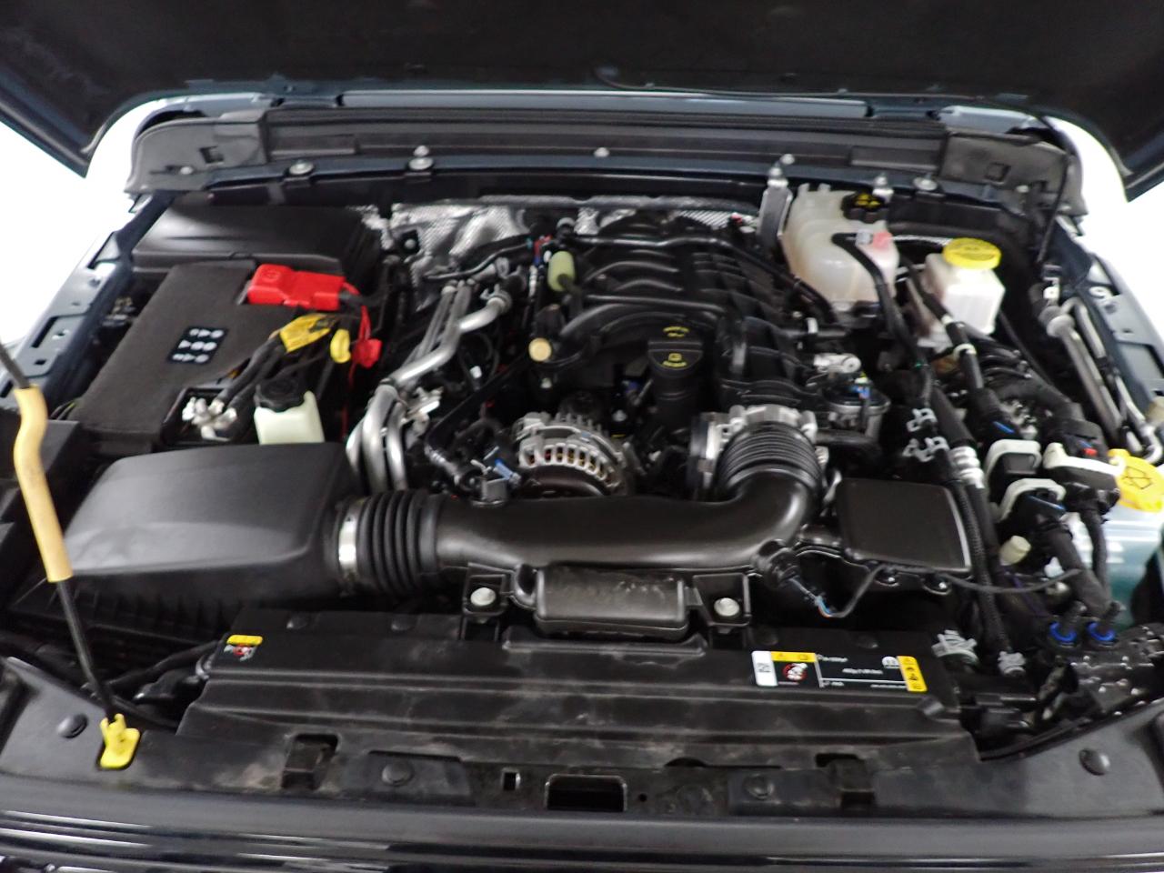 Jeep Gladiator Willys 4x4 2024