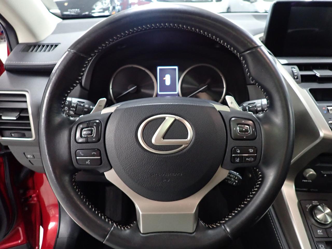 Lexus NX 300h  2019