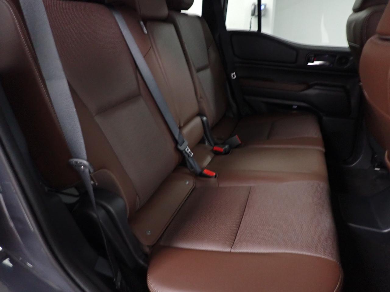 Toyota Land Cruiser  2026